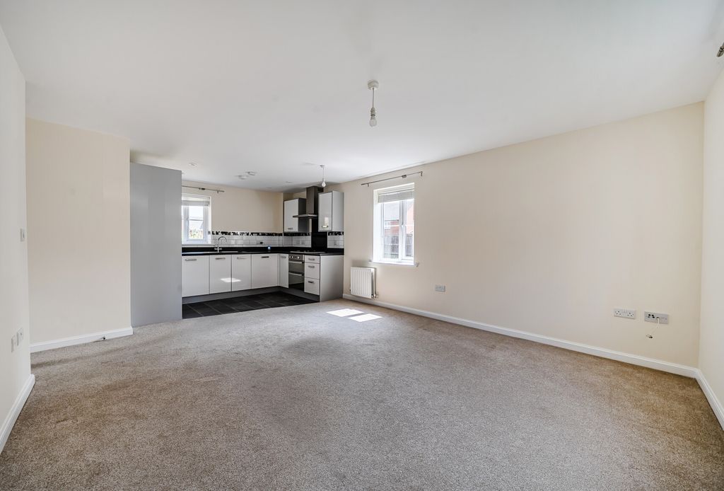 Property photo 3 of 17 1496803-4-6A5F6c8...