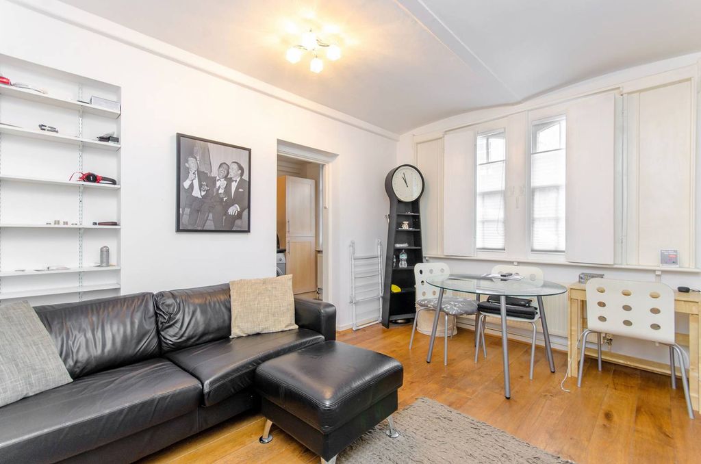 Property photo 2 of 6