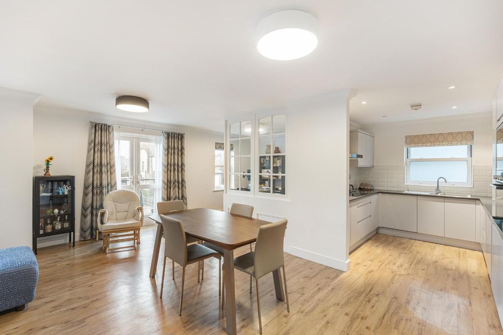 Property photo 3 of 20 Picture No. 03