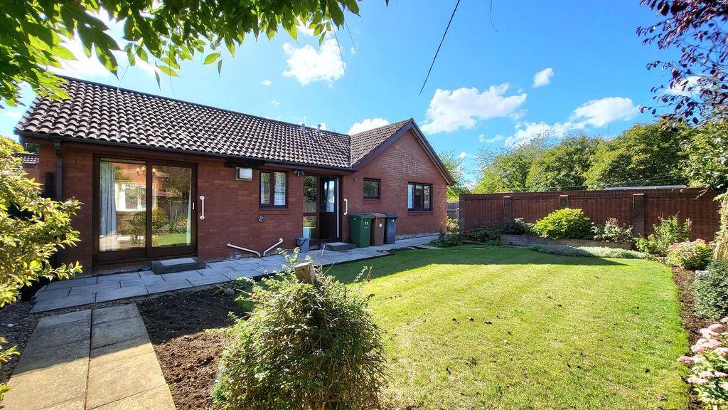 Property photo 1 of 21
