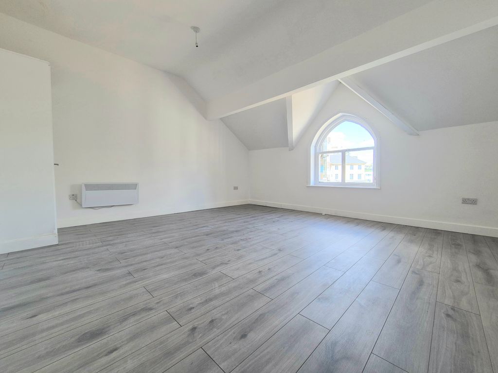 Property photo 1 of 4 Image