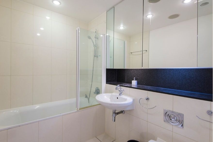 Property photo 3 of 6 Photo 2