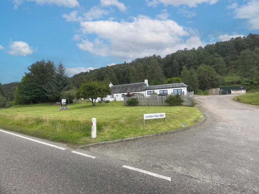 Property photo 1 of 51