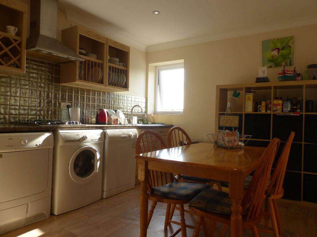 Property photo 3 of 10 Photo
