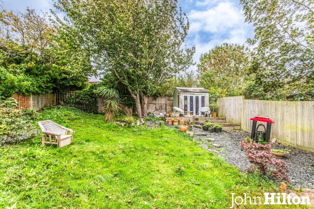 Property photo 2 of 11 Stephens Road4.Jpg