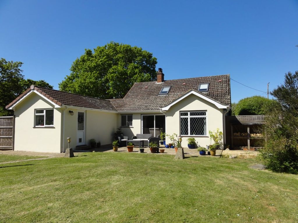 Property photo 2 of 51