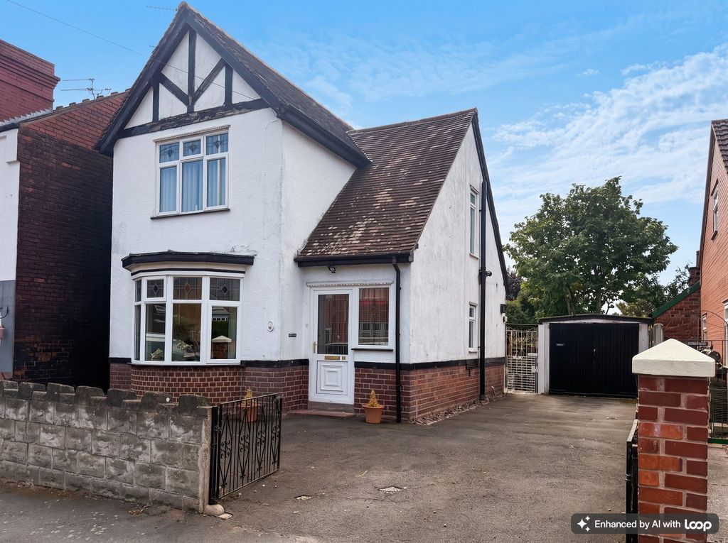 Property photo 1 of 11