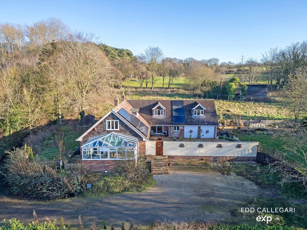 Property photo 1 of 26