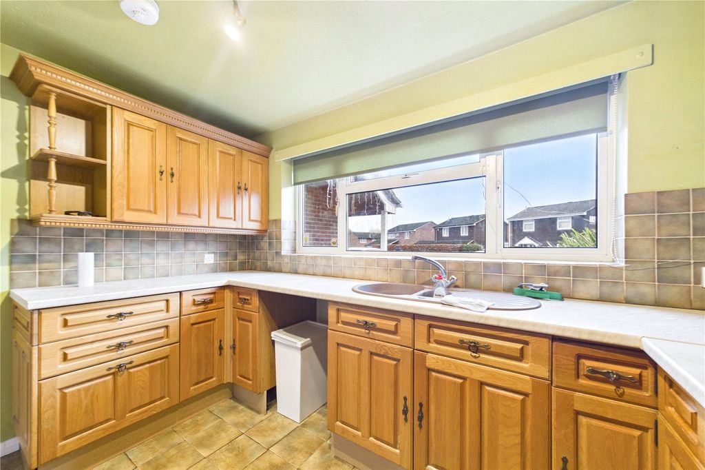 Property photo 3 of 18 Picture No. 02