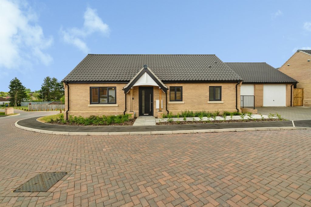 Property photo 1 of 22