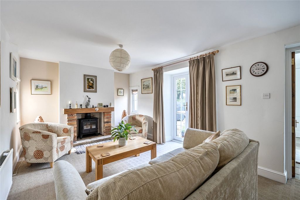 Property photo 3 of 25 Picture No. 03