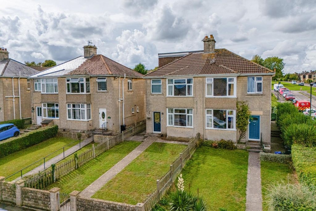 Property photo 1 of 31 Front 2.Jpg