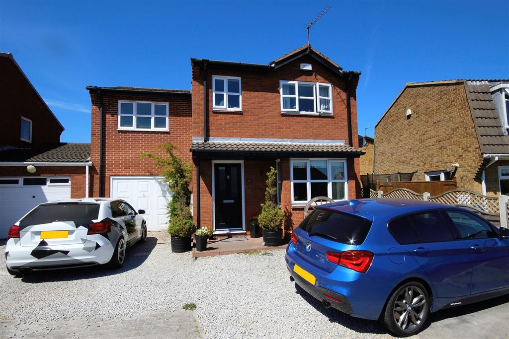 Property photo 1 of 20 Img_4845_Lzn.Jpg