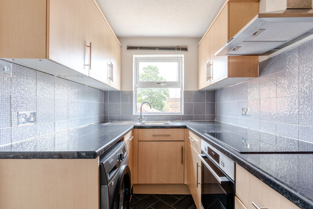 Additional image 5 of 1 bed maisonette for saleComb Paddock, Westbury-On-Trym, Bristol BS9