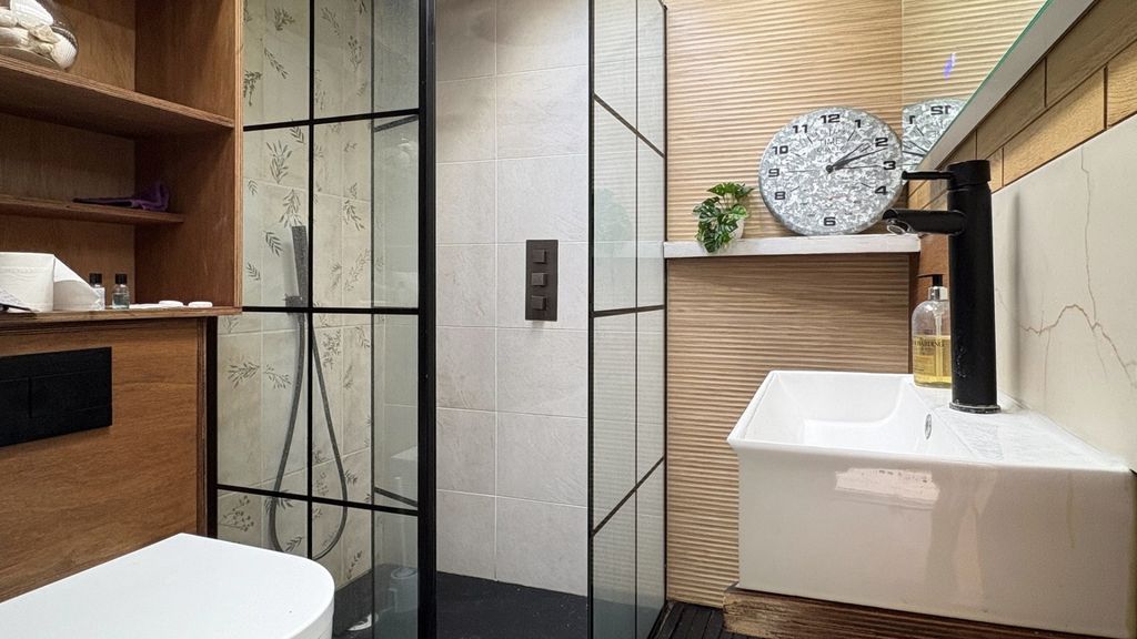 Property photo 1 of 11 Sleek Modern Bathroom With Crittall Shower Doors...