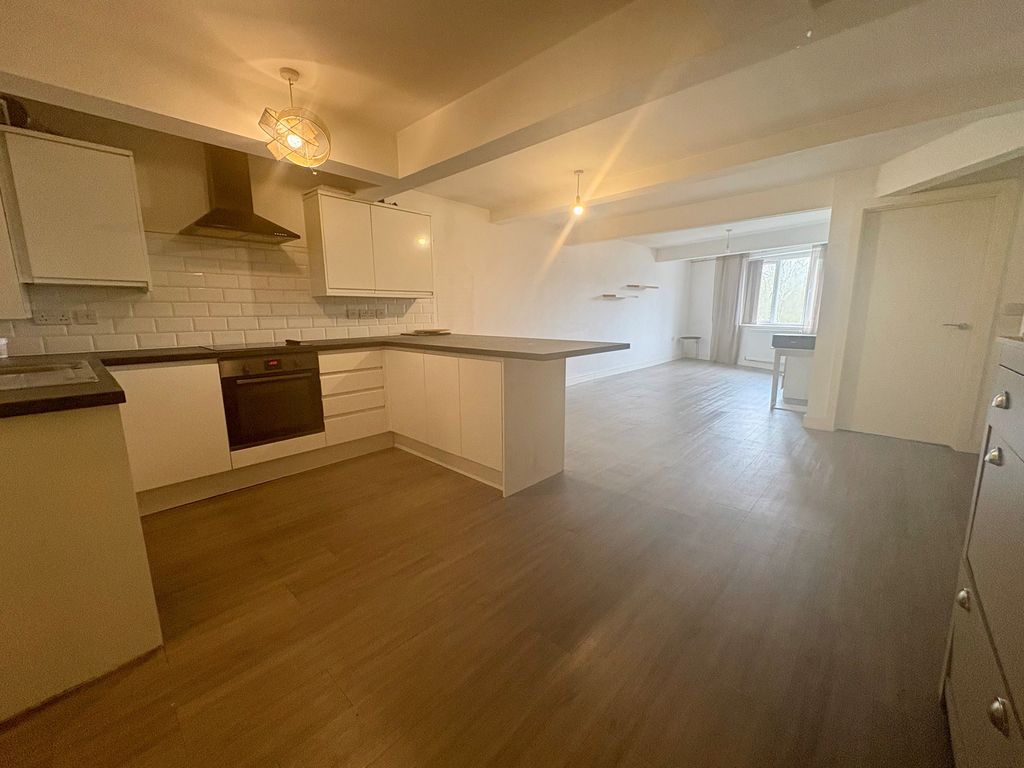 Property photo 1 of 7 Image