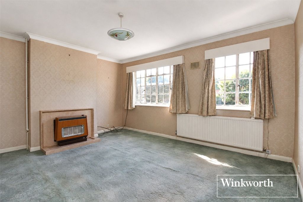 Property photo 3 of 12 Picture No. 21