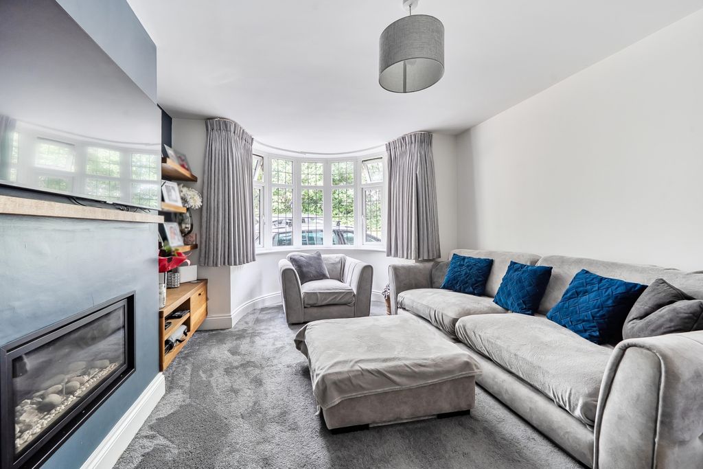 Property photo 3 of 18 29-6Aa944F76289c-1521685-1A0A52Cb03c72-029-29