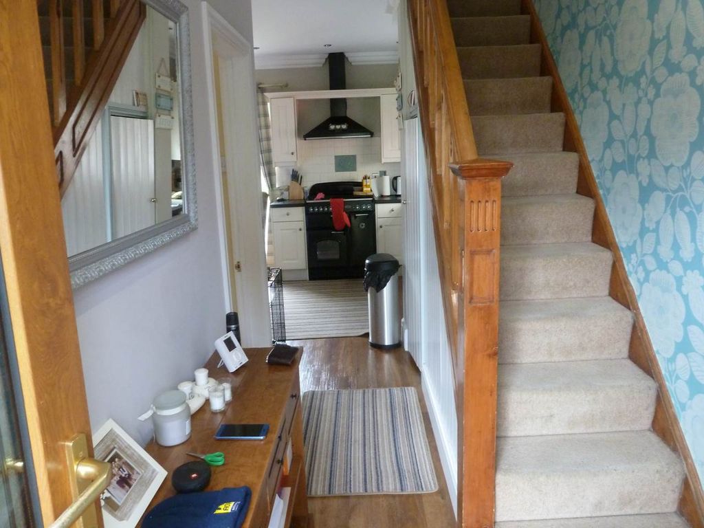 Property photo 2 of 13 Hall
