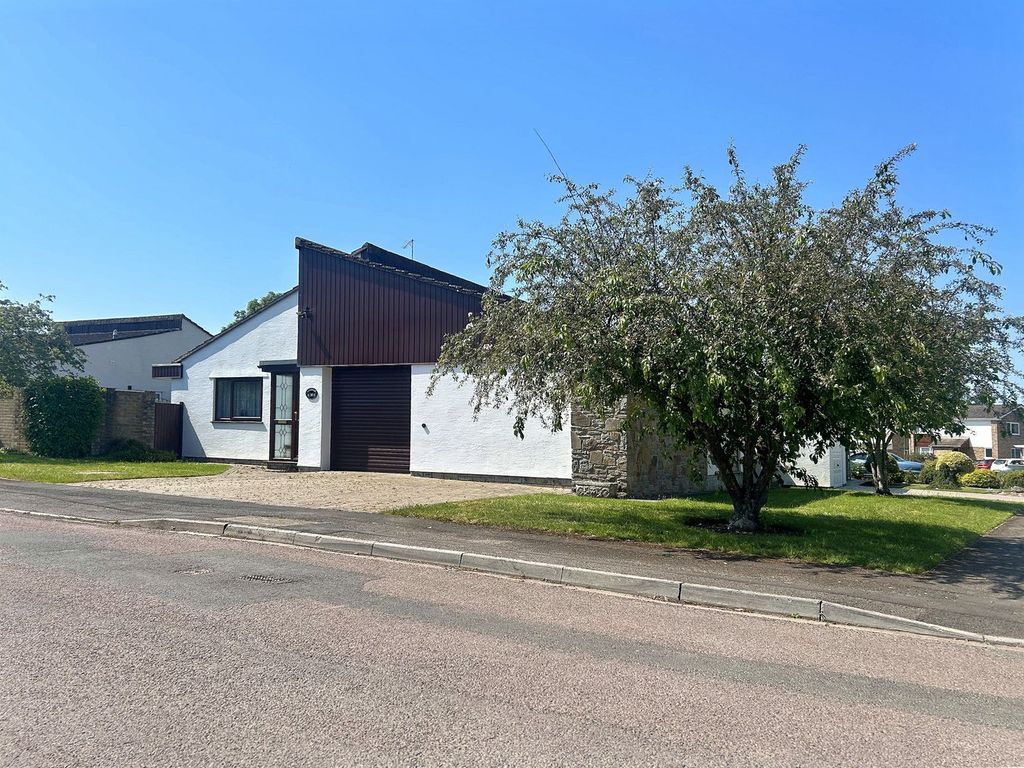 Property photo 1 of 16