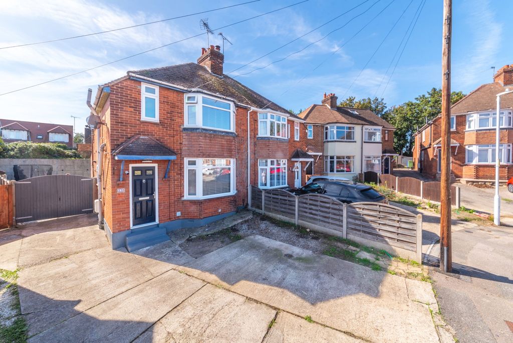 Property photo 1 of 27