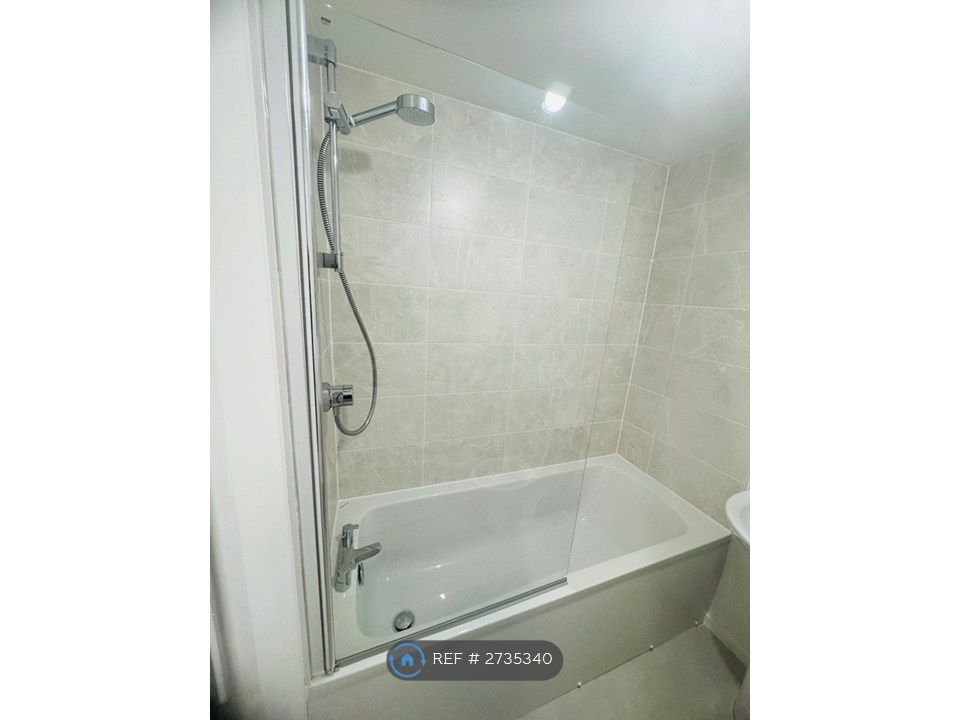 Property photo 3 of 21 Upstairs Bathroom