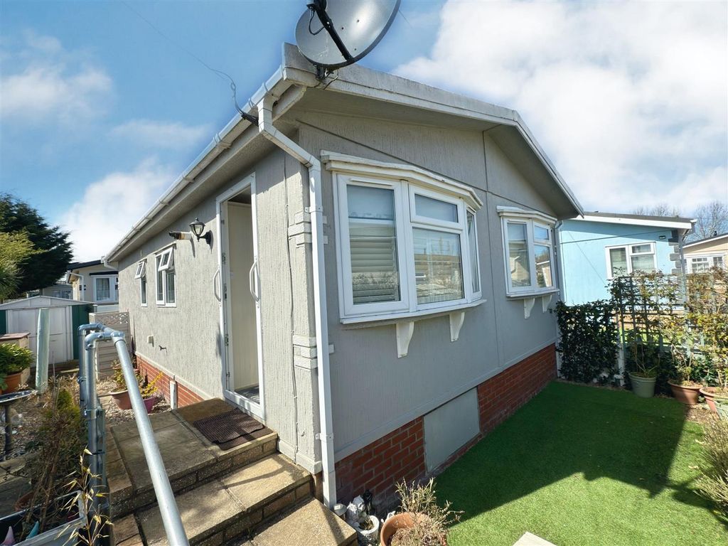 Property photo 2 of 12 Side View.Jpg