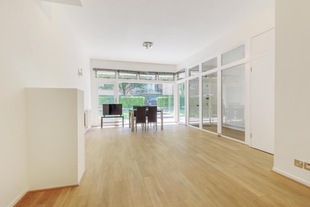 Property photo 2 of 11 Reception