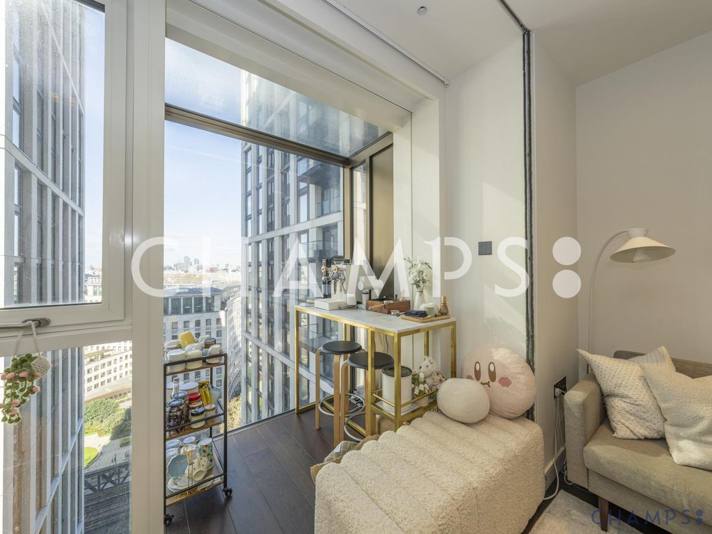 Property photo 2 of 8 Gallery