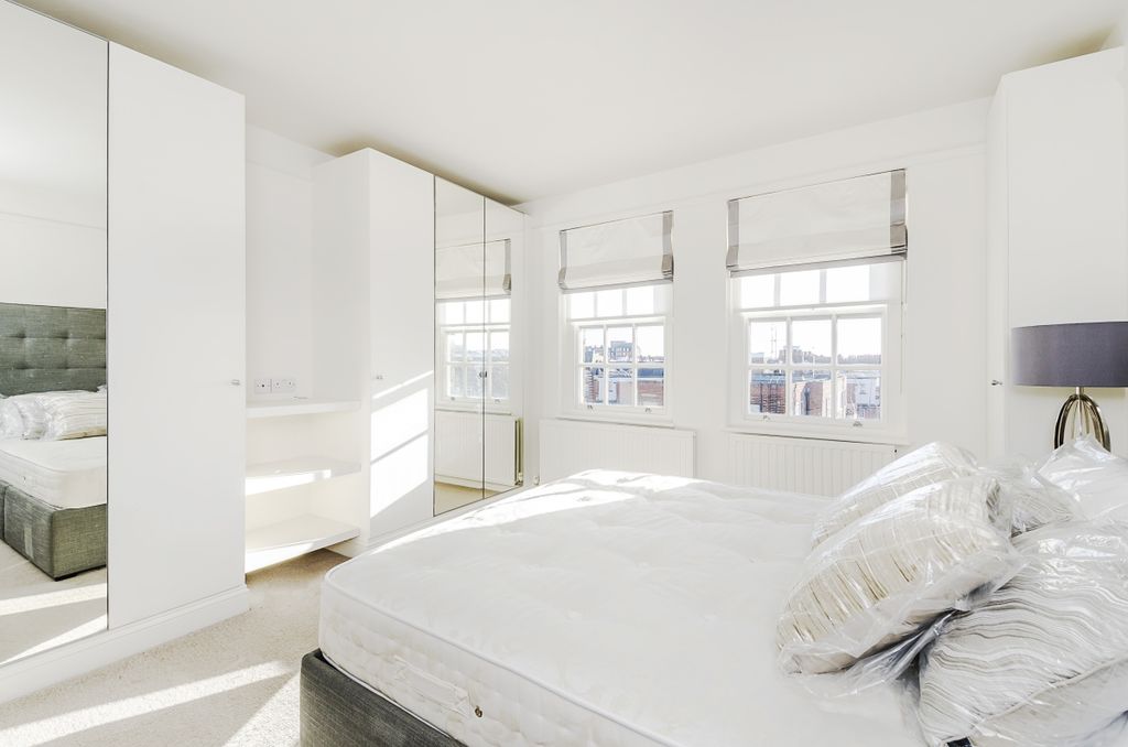 Property photo 3 of 8 Bedoom 2