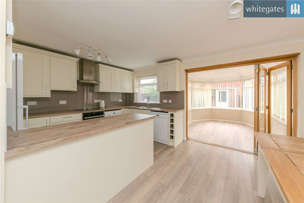 Property photo 2 of 21 Picture No. 02