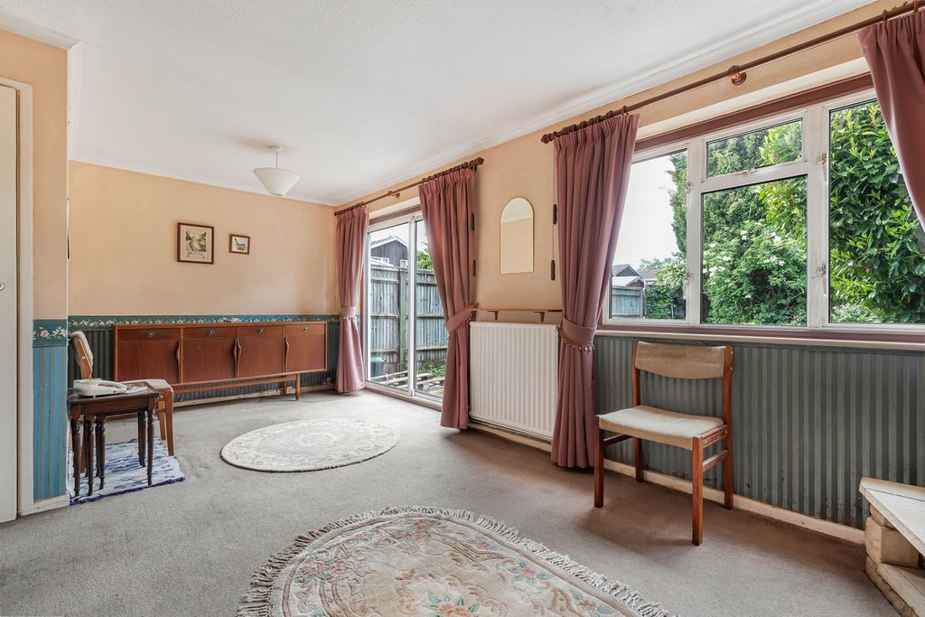 Property photo 2 of 14