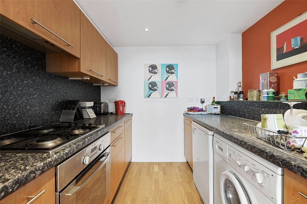 Property photo 2 of 12 Kitchen