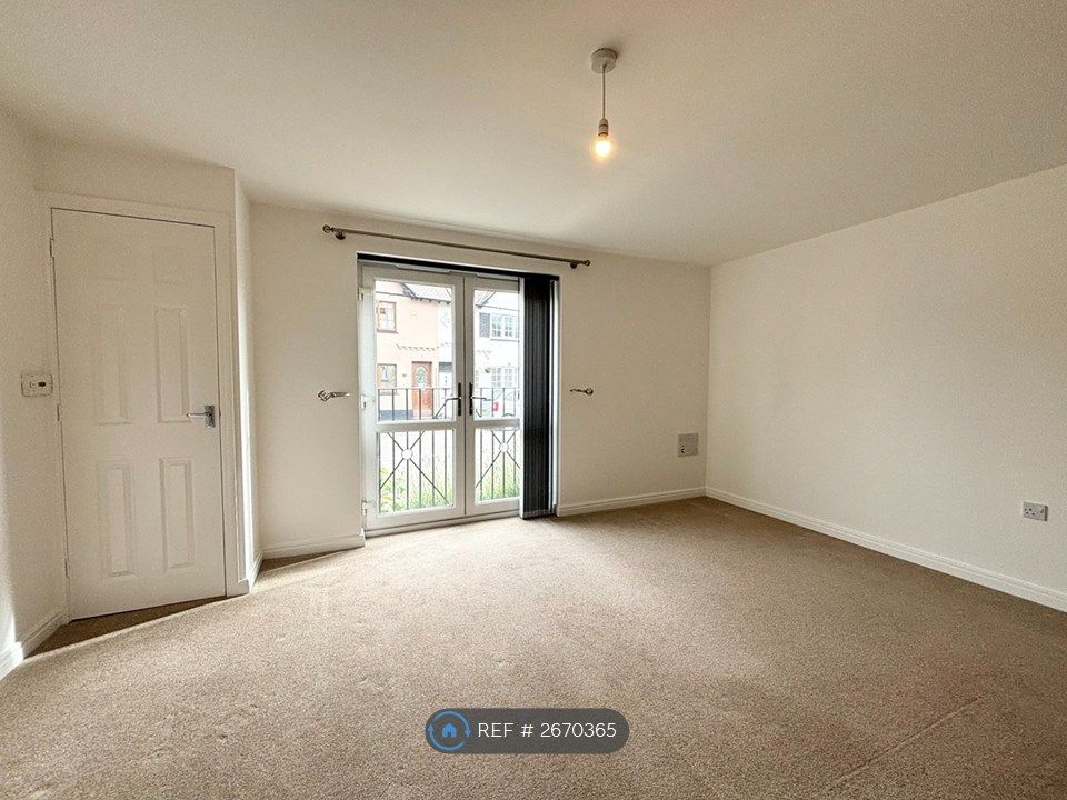 Property photo 3 of 6