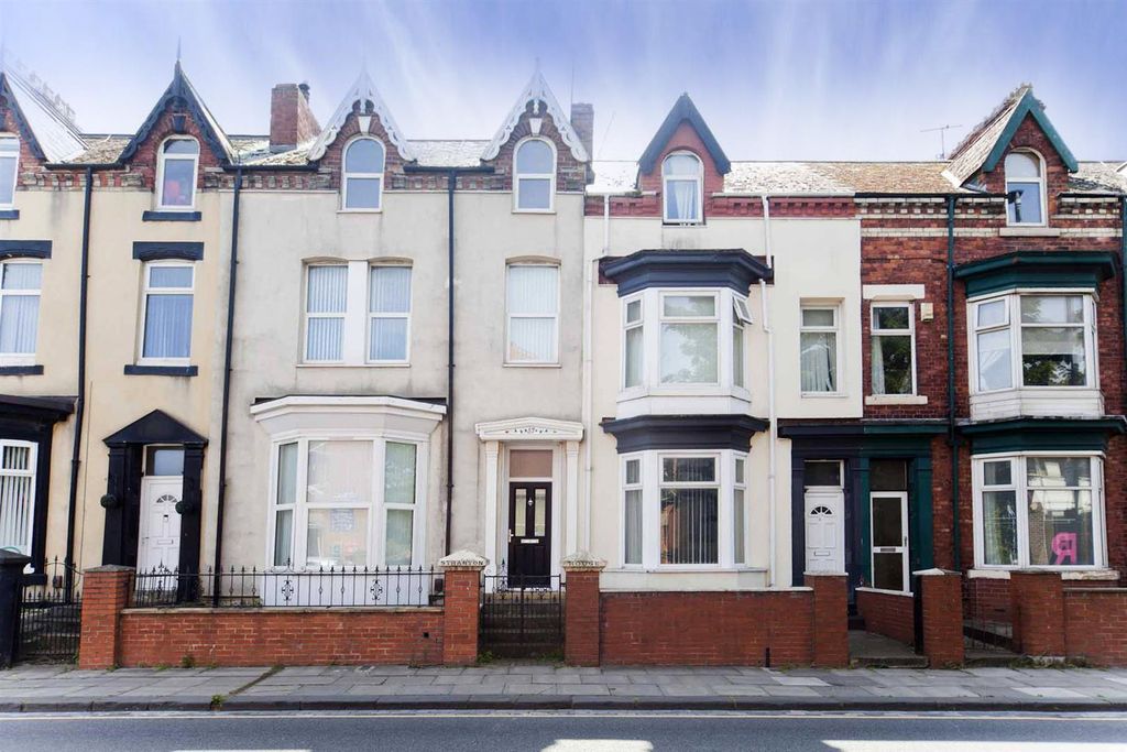 Property photo 1 of 35