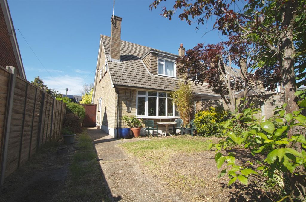 Property photo 2 of 12 Rear1.Jpg