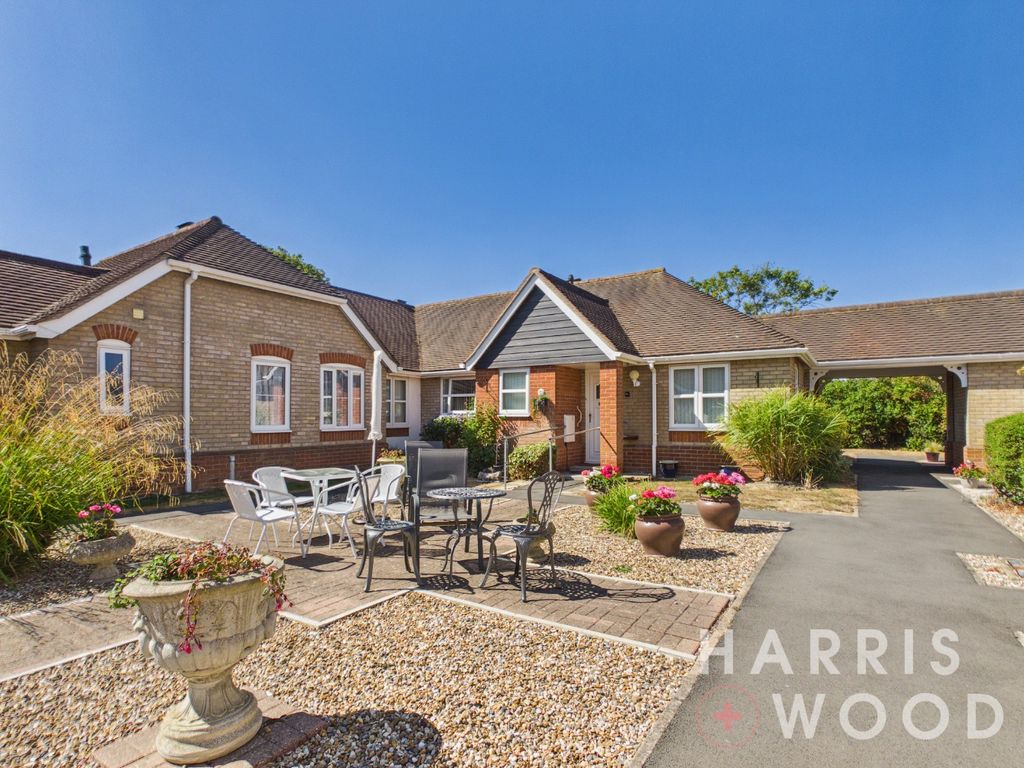 Property photo 1 of 16 5444960