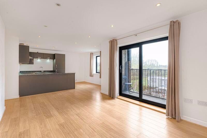 Property photo 2 of 21 Photo 16