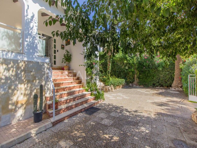 Property photo 3 of 26