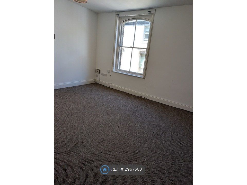 Property photo 1 of 4
