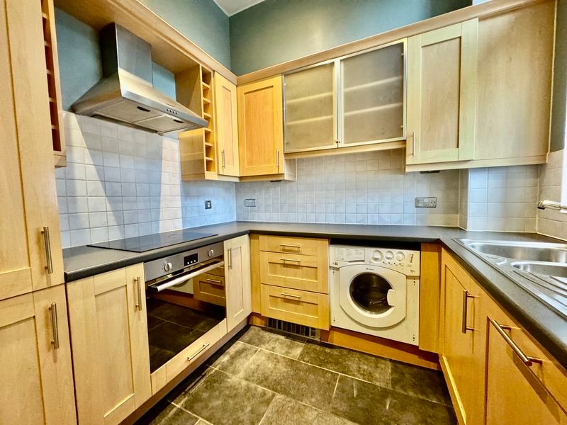 Property photo 3 of 13 Photo 4