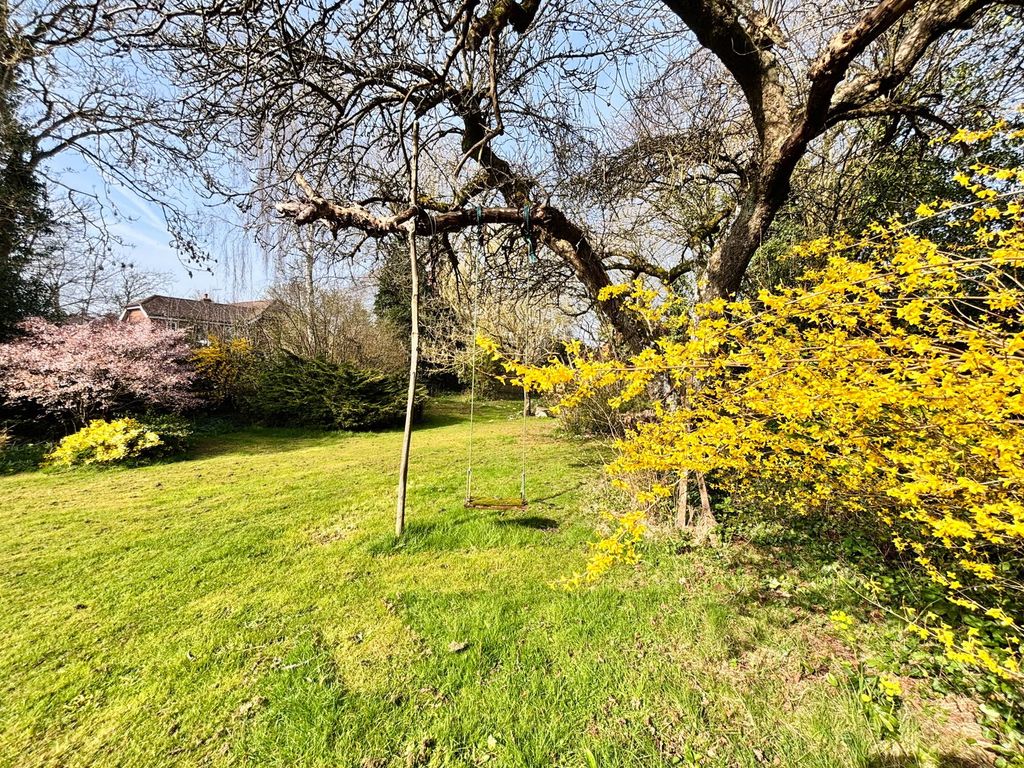 Property photo 3 of 48