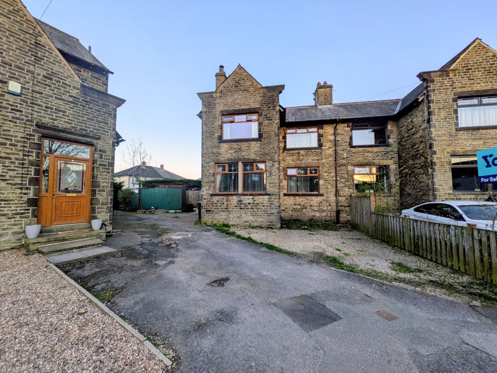 Property photo 1 of 29 1000038349