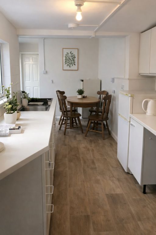Property photo 2 of 6 398D3A28-25D0-465B-A61F-0C0927669751