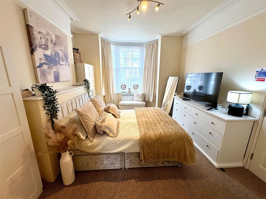 Property photo 2 of 6 5.Jpg