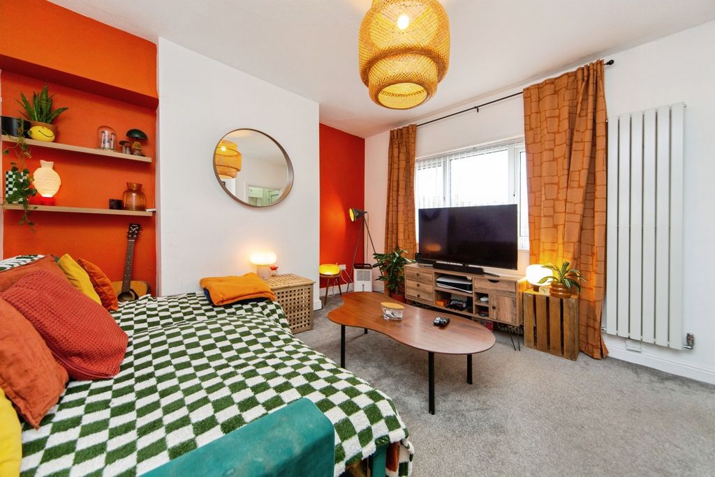 Property photo 3 of 13 Pbox-Img.Jpg