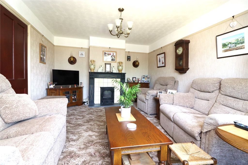 Property photo 3 of 26 Picture No. 27