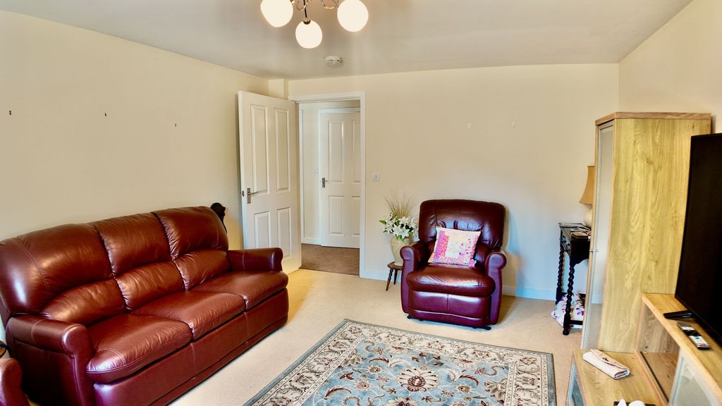 Additional image 11 of 2 bed flat for saleCoed Celynen Drive, Abercarn NP11
