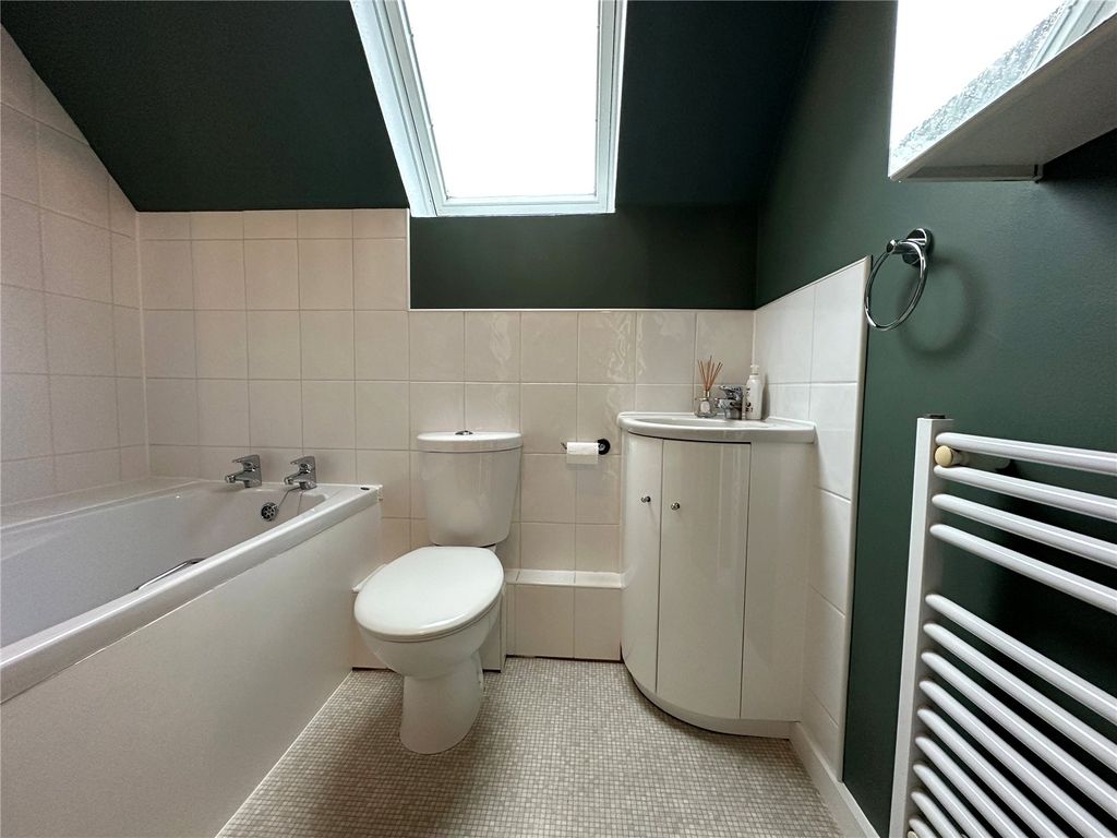 Property photo 3 of 7 Picture No. 25