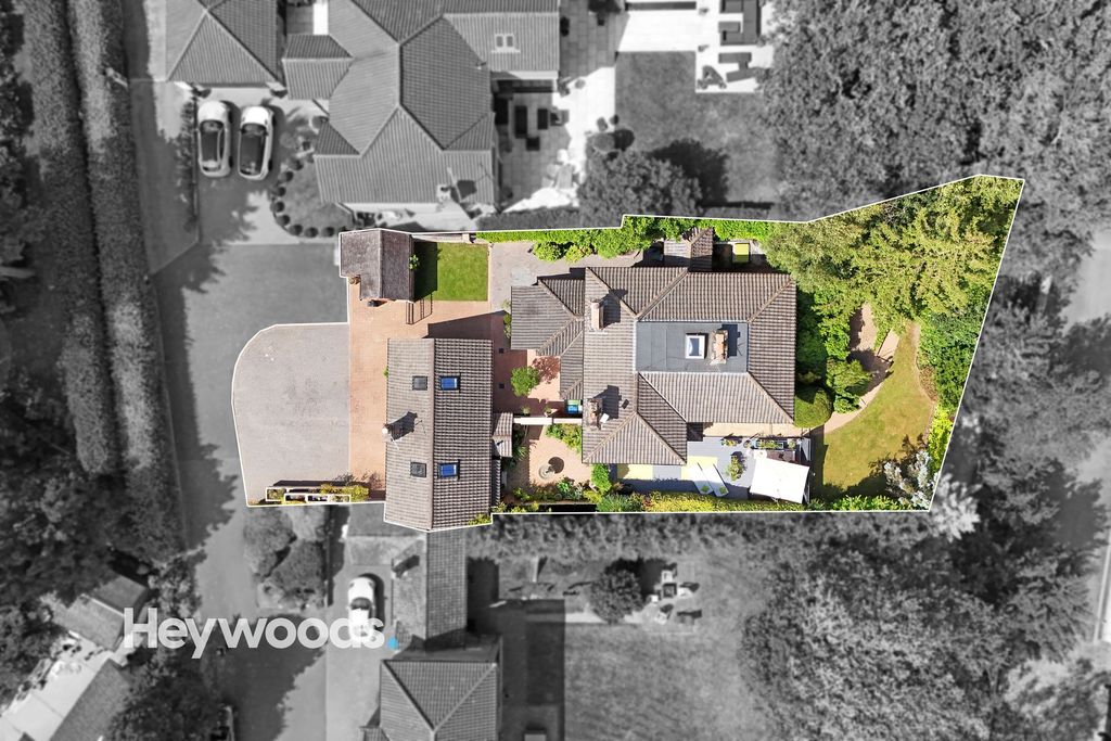 Property photo 1 of 61